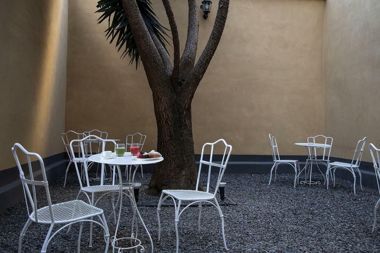 Hotel Palazzo Argenta Naples Exterior photo